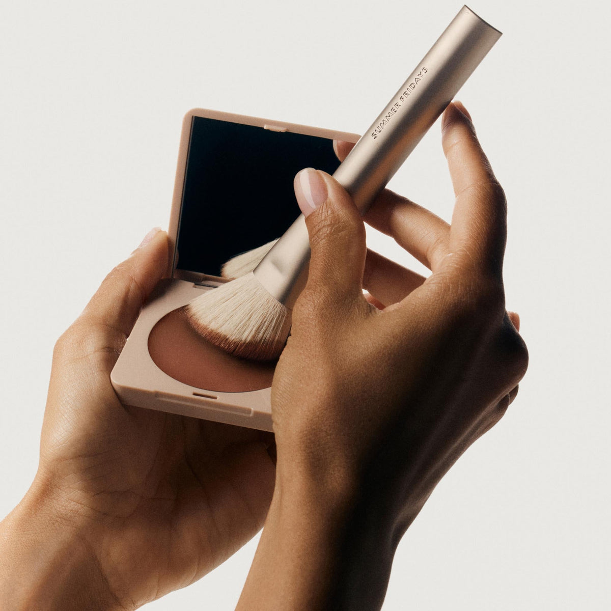 the-bronzer-brush-r2 Bronzer_Brush-3.jpg