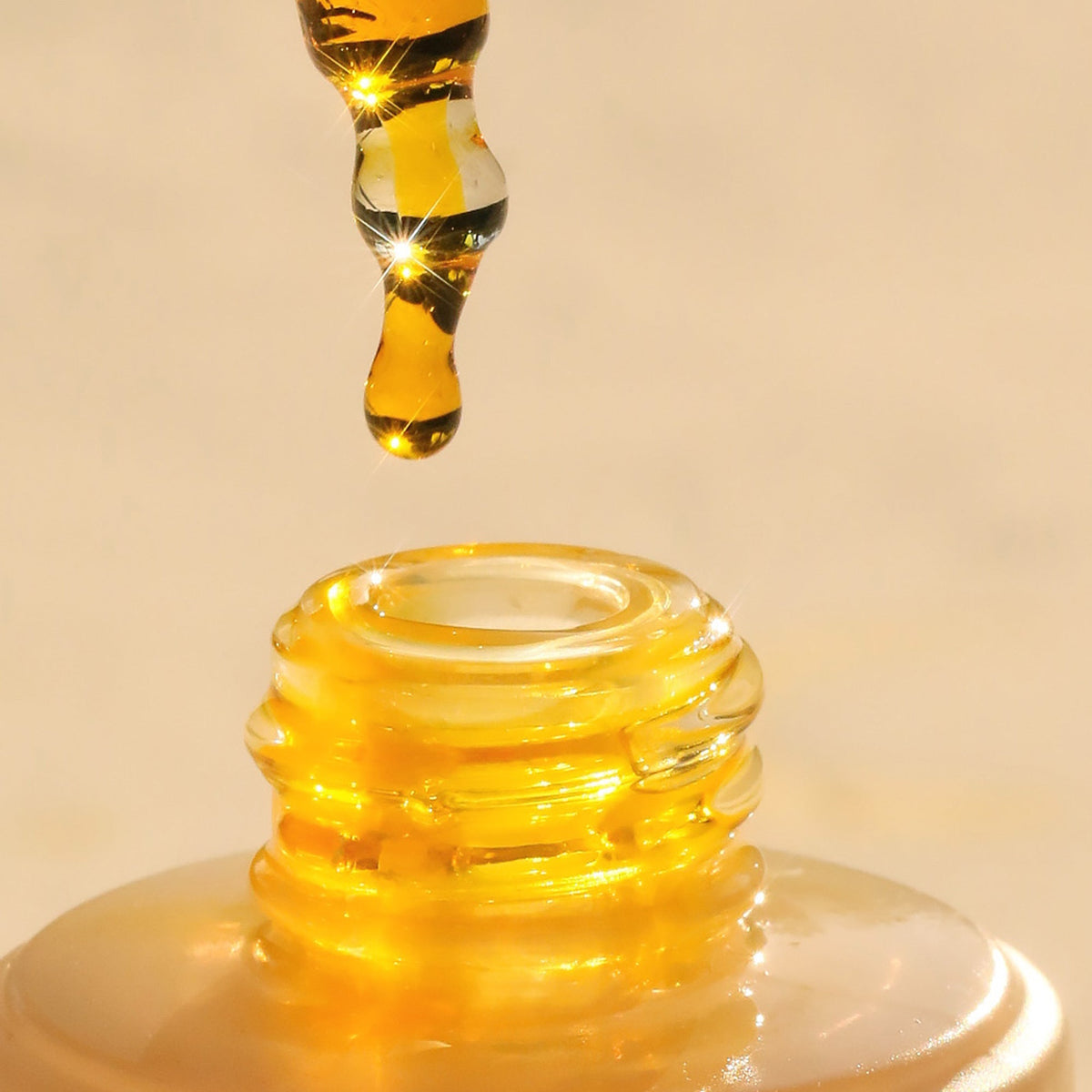 heavenly-sixteen-all-in-one-face-oil-g3 PDP-Heavenly-Sixteen-Supplemental-3.jpg